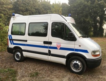 POLICE-RENAULT-MASTER-BV092AQ-CRS-IMG-8605