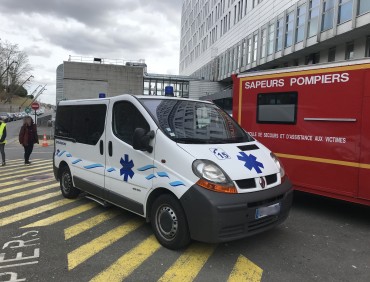 Renault trafic ambulance av